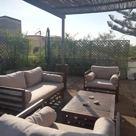 Panoramic With Terrace In Heart Q4832 *