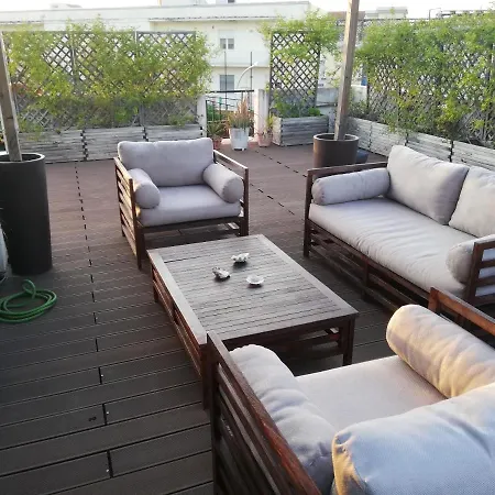 Panoramic With Terrace In Heart U2019 דירה קליארי